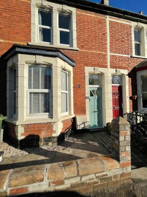 Gloucester Rd 2 Mins Away - Fab, New, Trendy House Bristol Ngoại thất bức ảnh