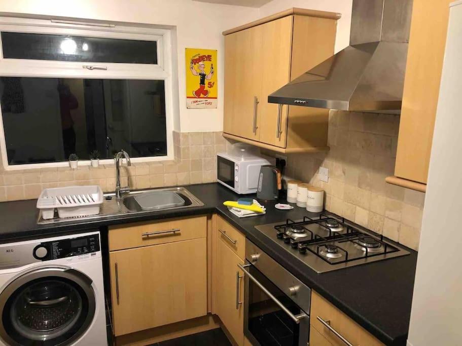 Gloucester Rd 2 Mins Away - Fab, New, Trendy House Bristol Ngoại thất bức ảnh